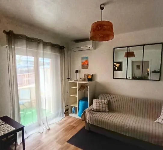 Gaby Centre Gare Apartment *