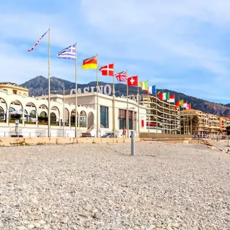 Gaby Centre Gare 公寓 *